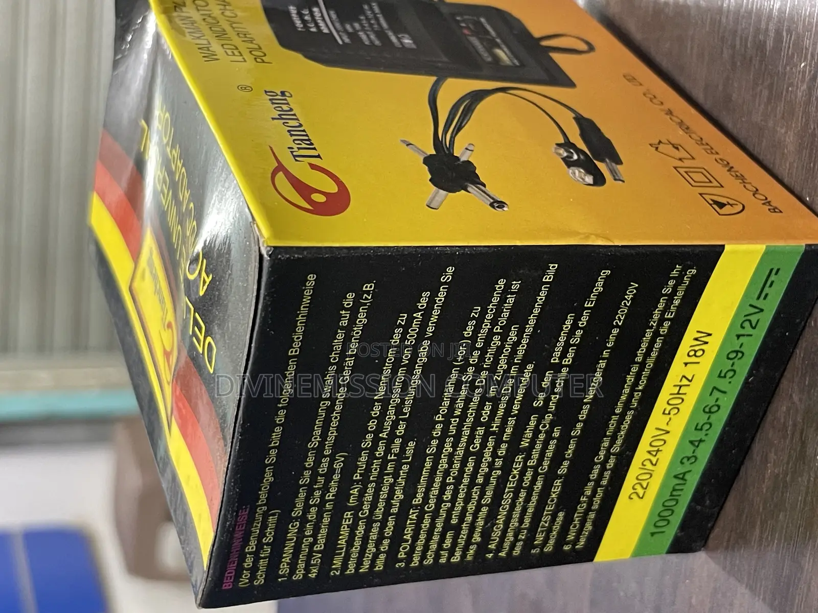 Deluxe Universal Ac/Dc Adapter 3v to 12v