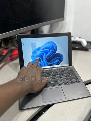Laptop HP Pro X2 612 G2 8GB Intel Core i5 SSD 256GB