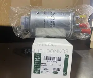 Range Rover Fuel Filter - Lr041978