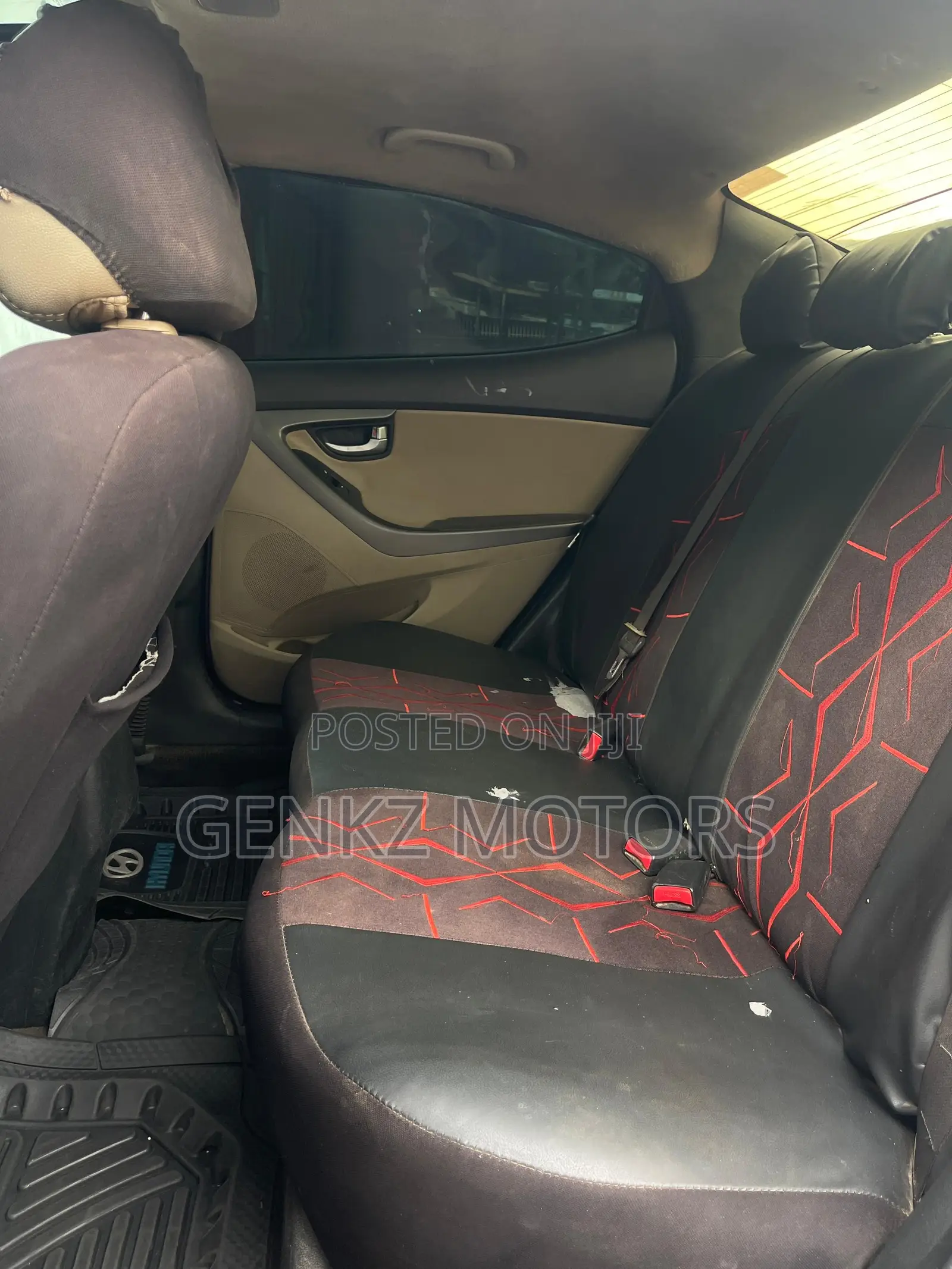 Hyundai Elantra Limited 4dr Sedan (1.8L 4cyl 6A) 2014 Gray