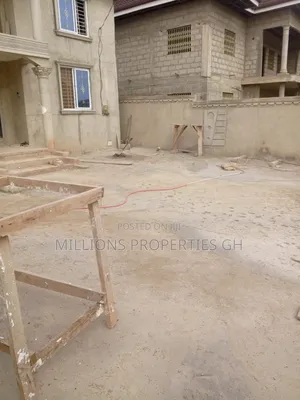5bdrm House in Millions Properties, Kumasi Metropolitan for sale