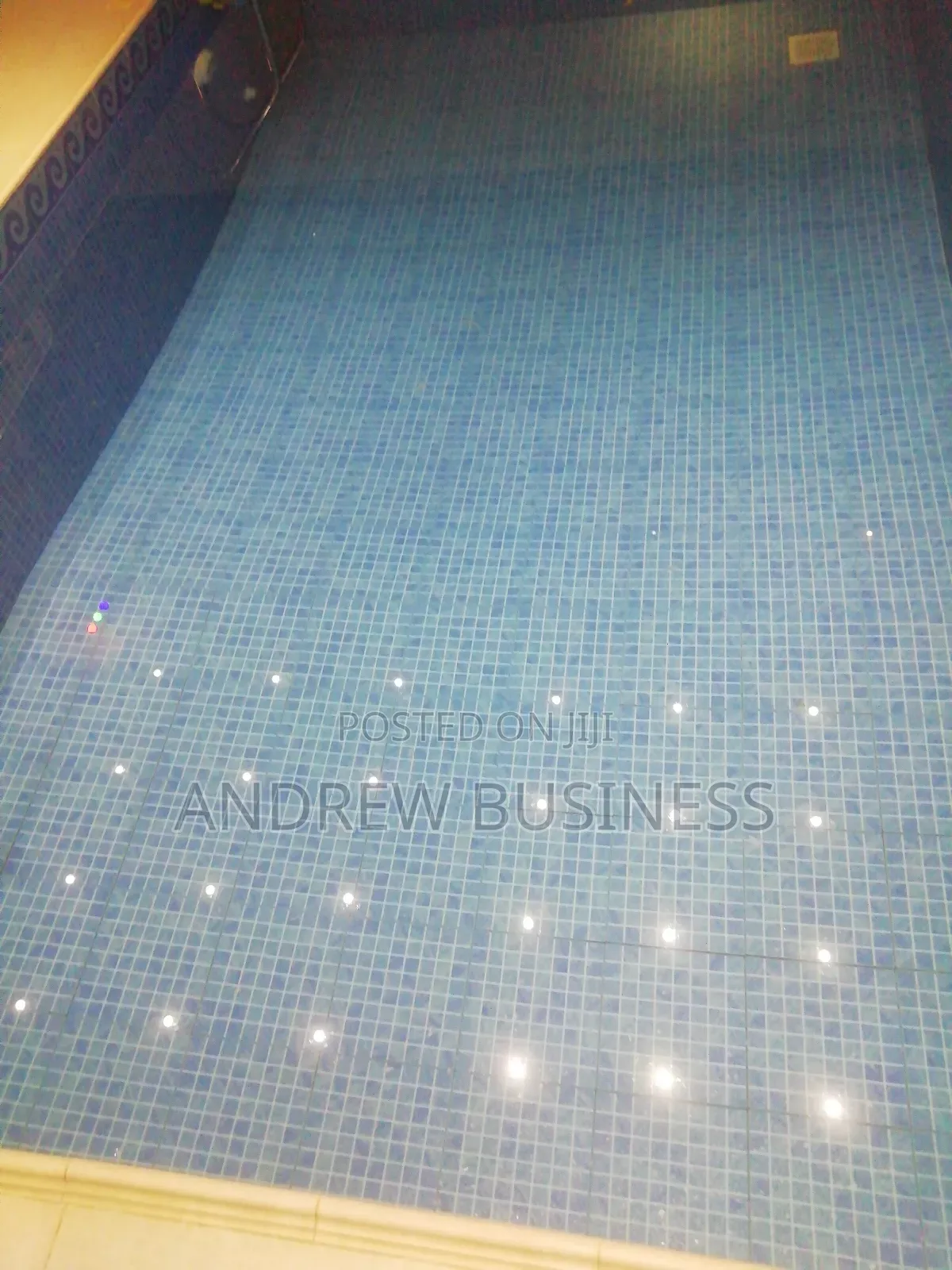 Swimming Pool Cleaning Service