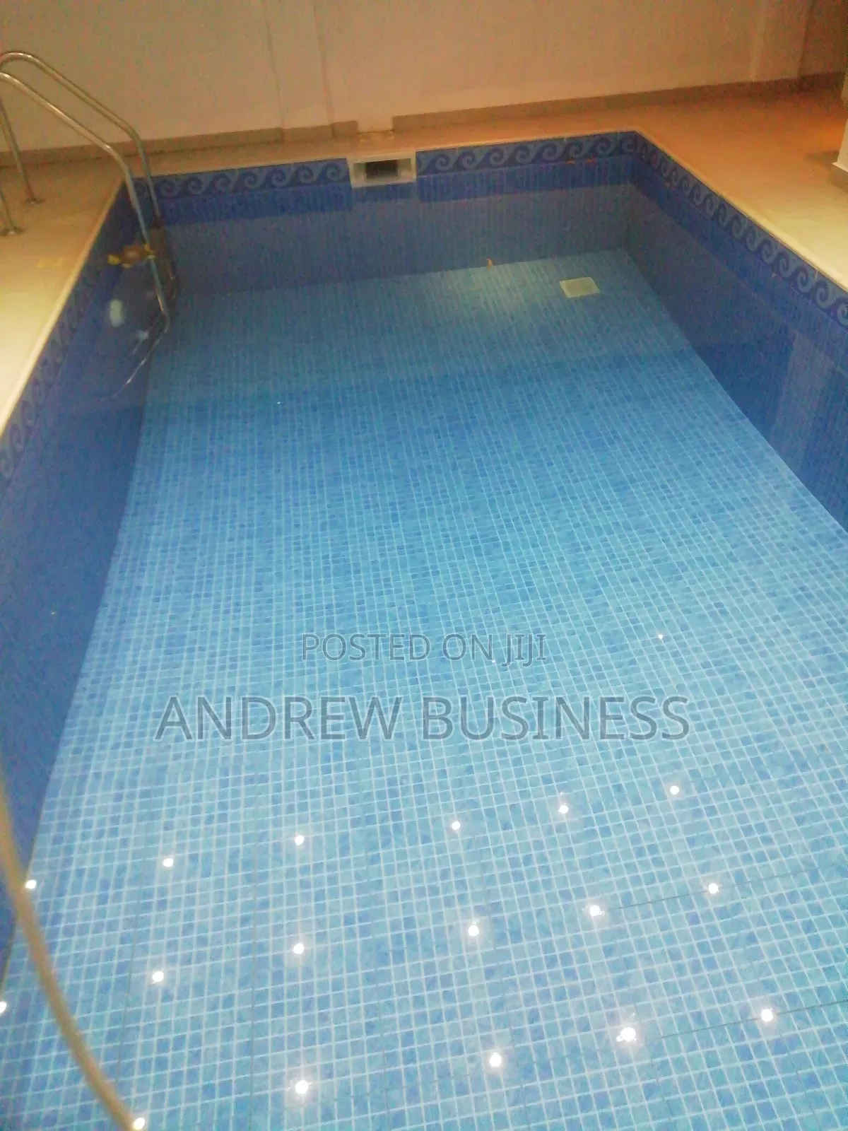 Swimming Pool Cleaning Service