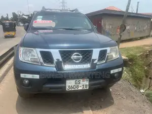 Nissan Frontier 2016 Black