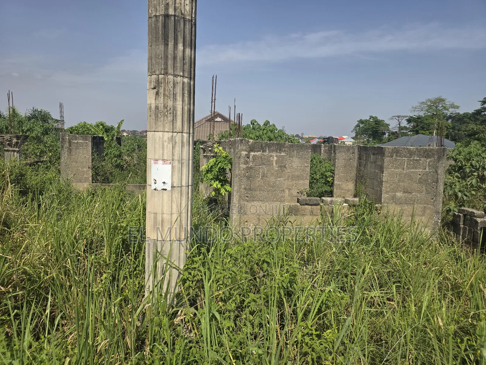Uncompleted Lintel Level House Nyankyerenyease for Sale