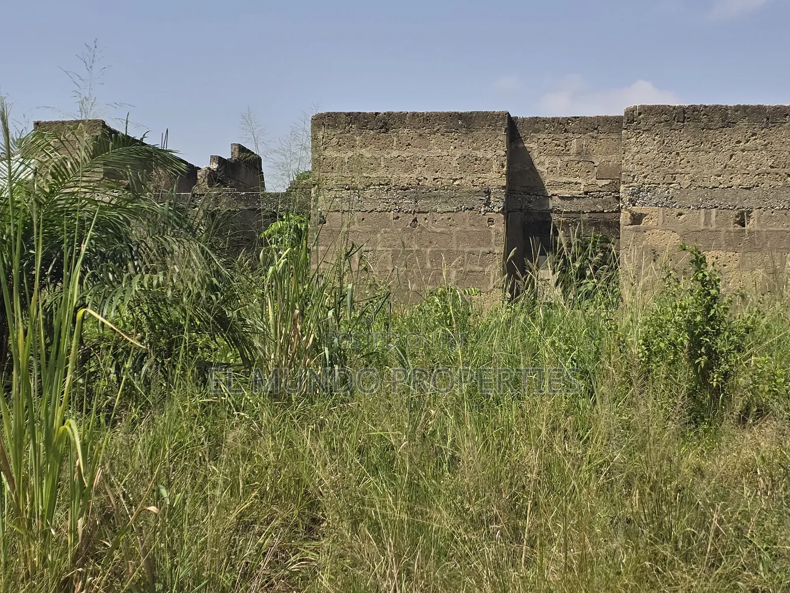 Uncompleted House at Nyankyerenyease for Outright Sale