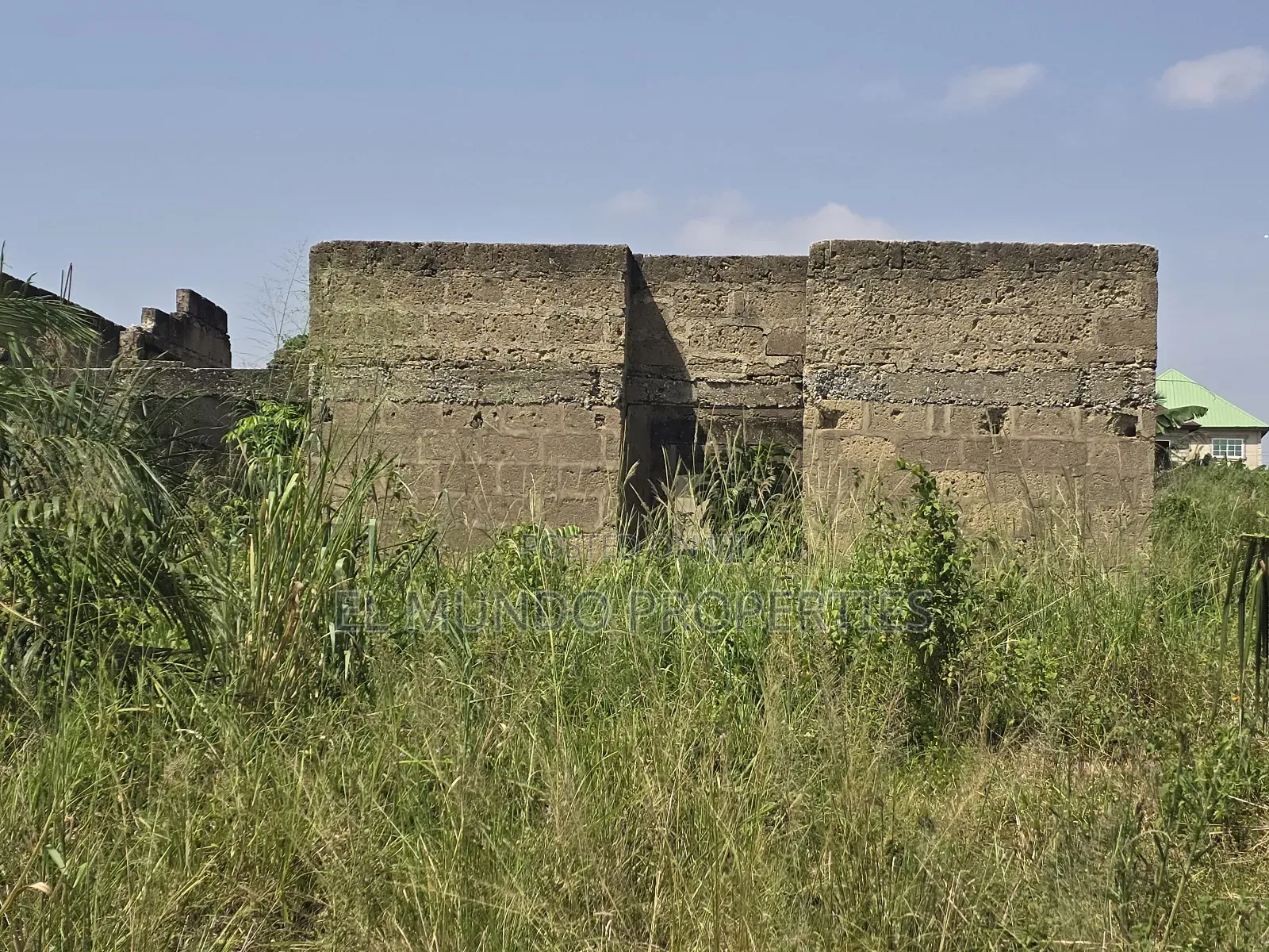 Uncompleted House at Nyankyerenyease for Outright Sale