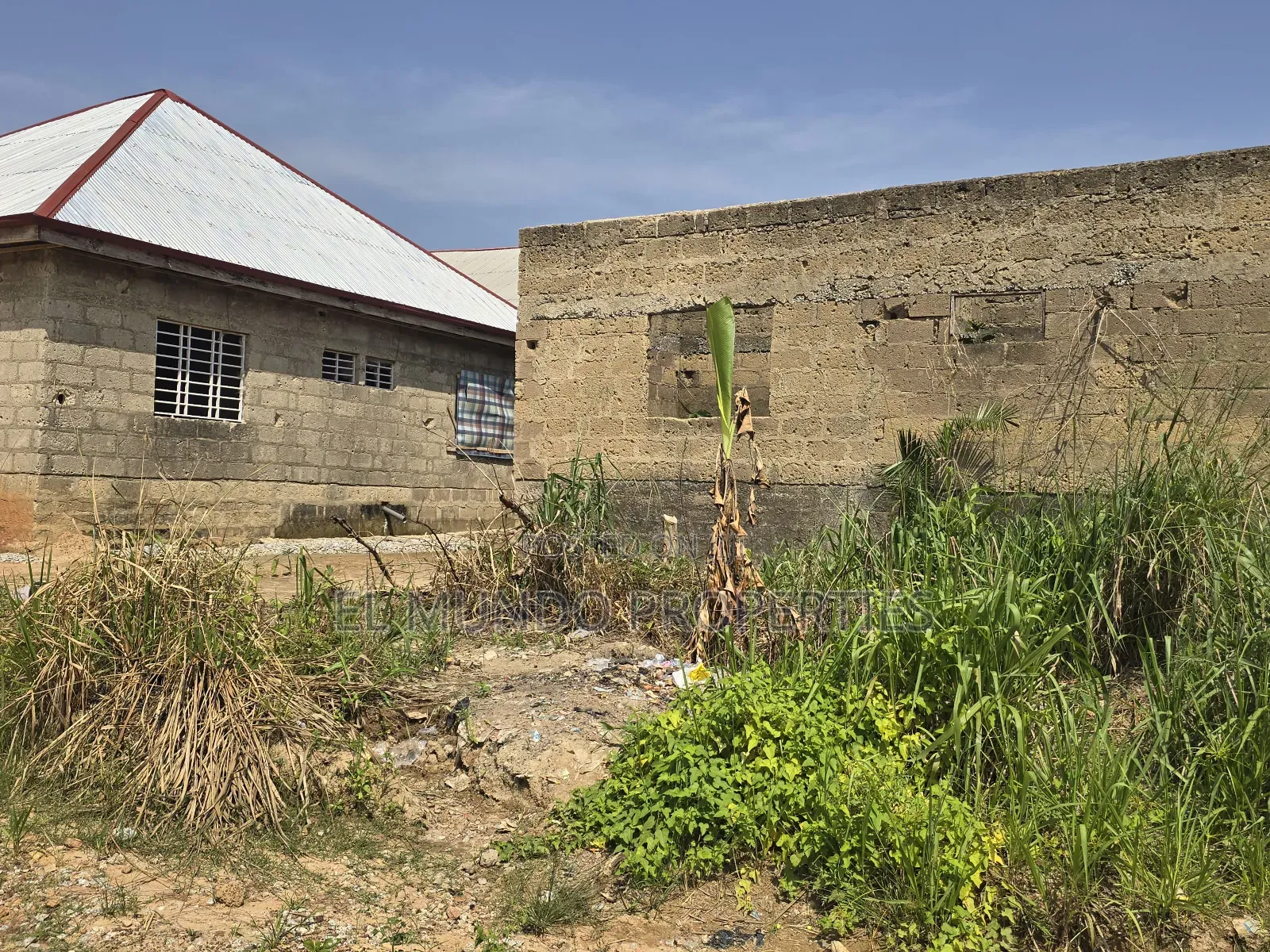Uncompleted House at Nyankyerenyease for Outright Sale