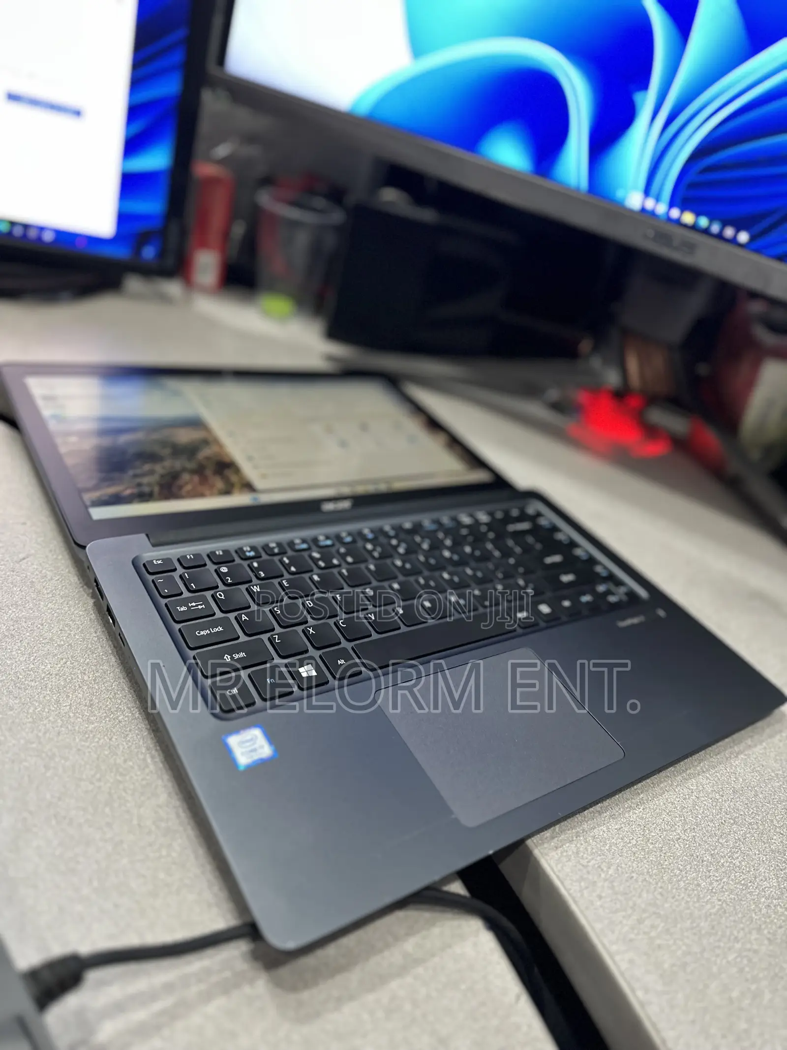 Laptop Acer TravelMate X514-51 8GB Intel Core i7 SSD 256GB