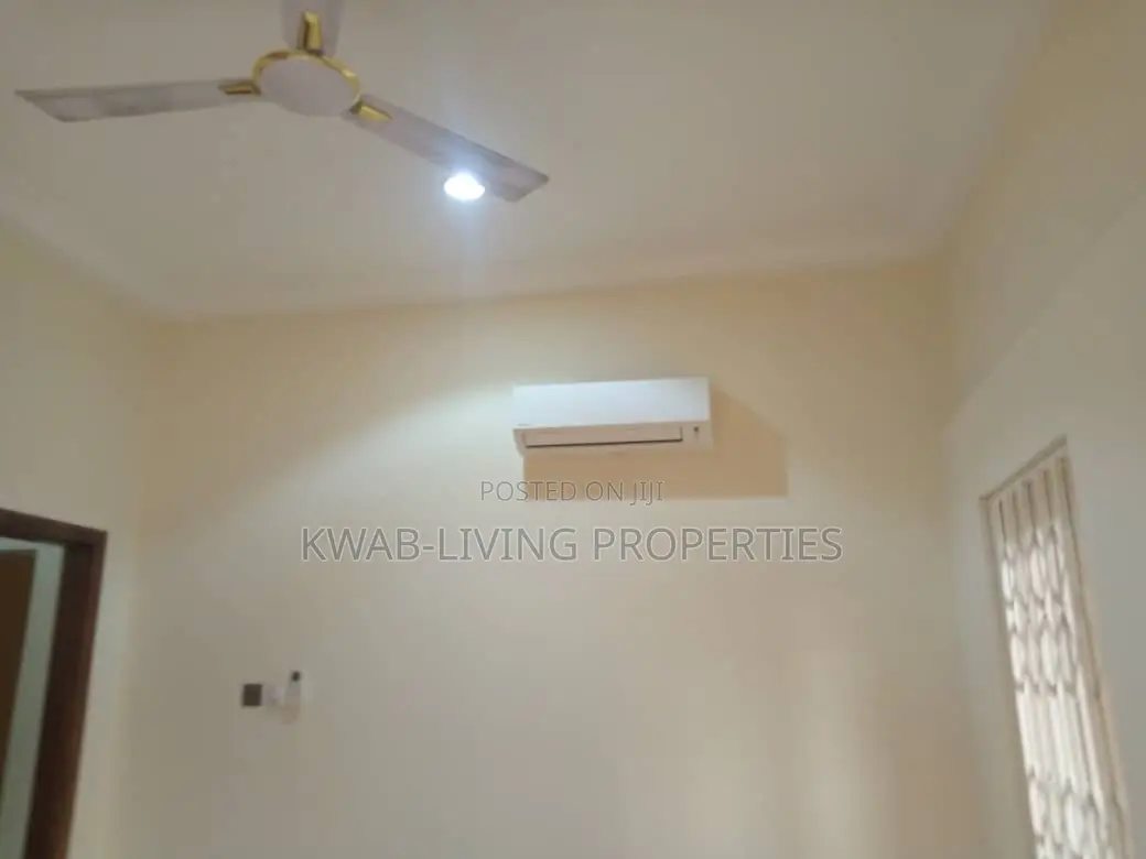 3bdrm House in East Legon for rent