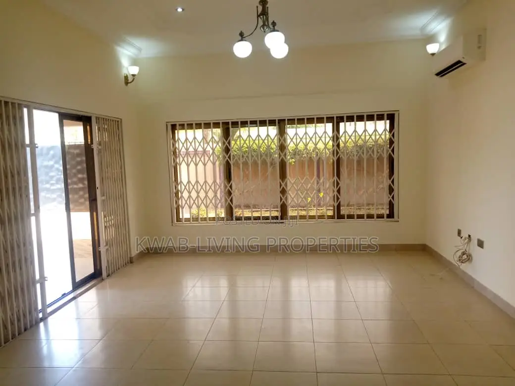 3bdrm House in East Legon for rent