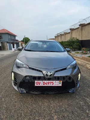 Toyota Corolla SE Special Edition 4dr Sedan (1.8L 4cyl CVT) 2017 Brown