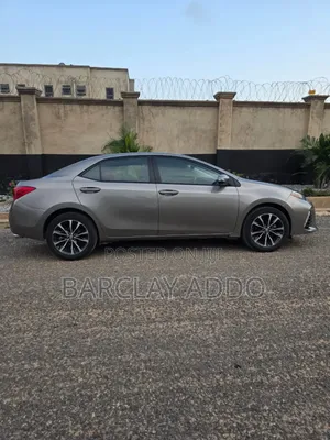 Toyota Corolla SE Special Edition 4dr Sedan (1.8L 4cyl CVT) 2017 Brown