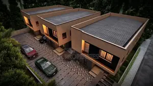 3bdrm Duplex in Ea Properties, Lake Side Estate for sale