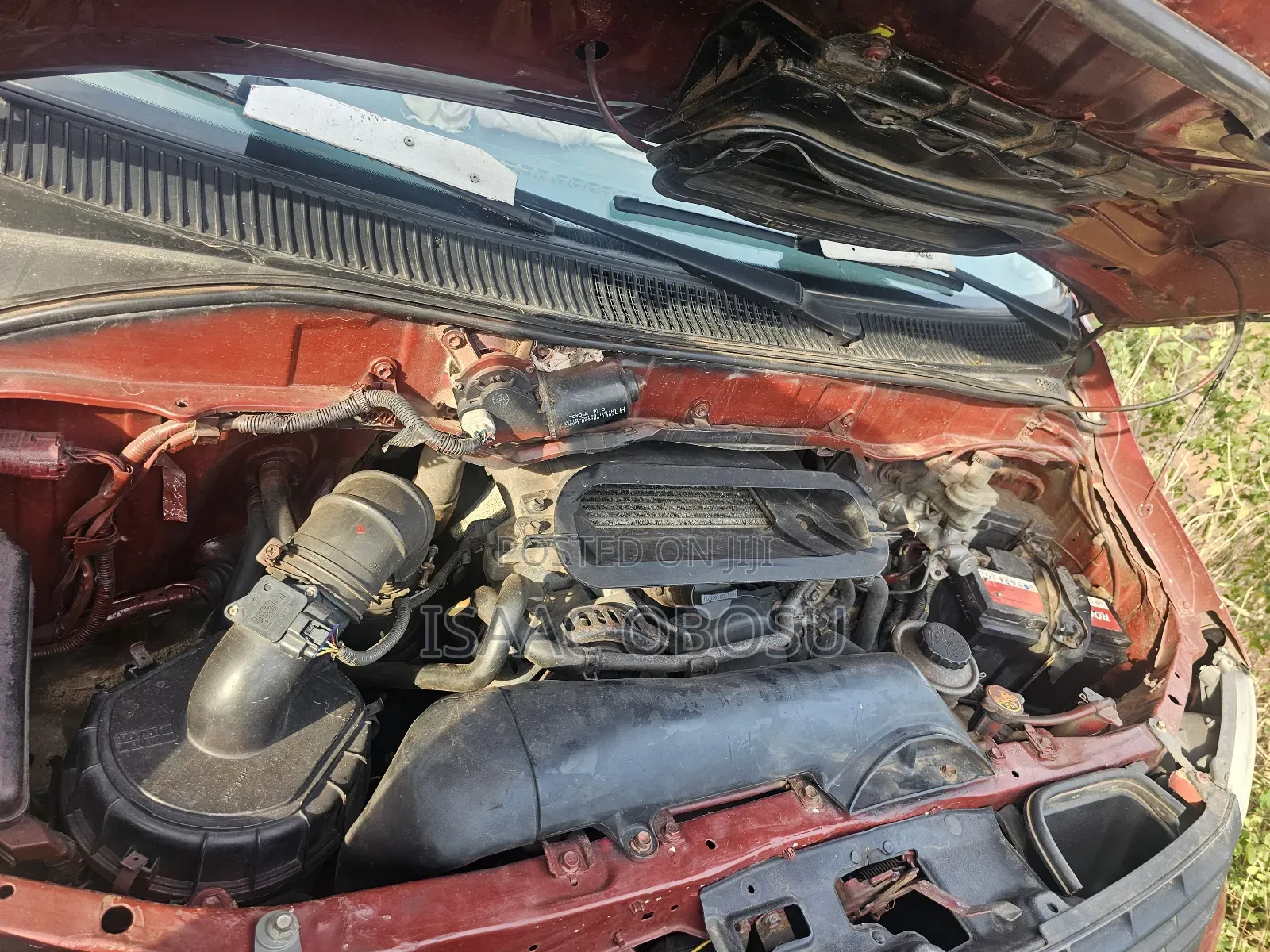 Toyota HiAce 2008 Red