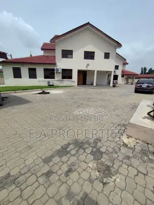 15bdrm Duplex in Ea Properties, Shopping Arcade Area for rent