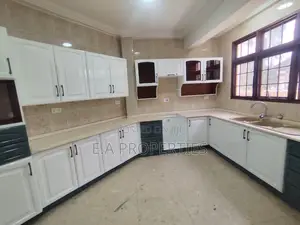 15bdrm Duplex in Ea Properties, Shopping Arcade Area for rent