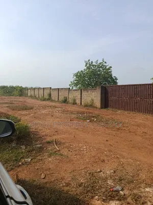 20 Acres Land for Sale at Community 23