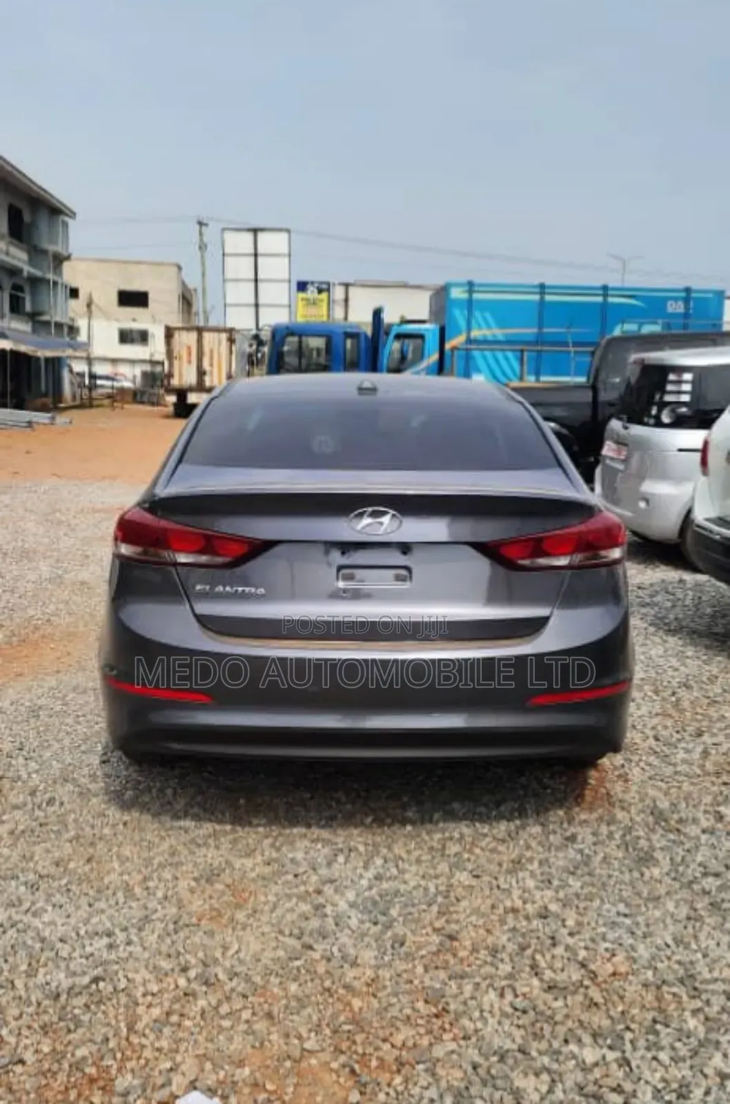 Hyundai Elantra 2017 Silver