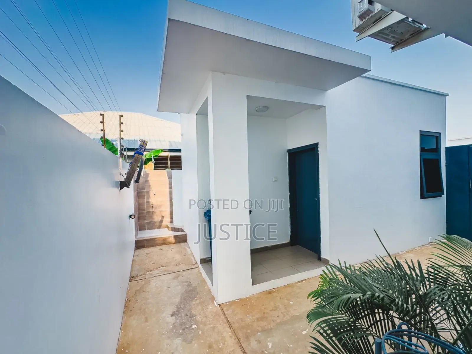 Furnished 3bdrm House in East Airport for rent