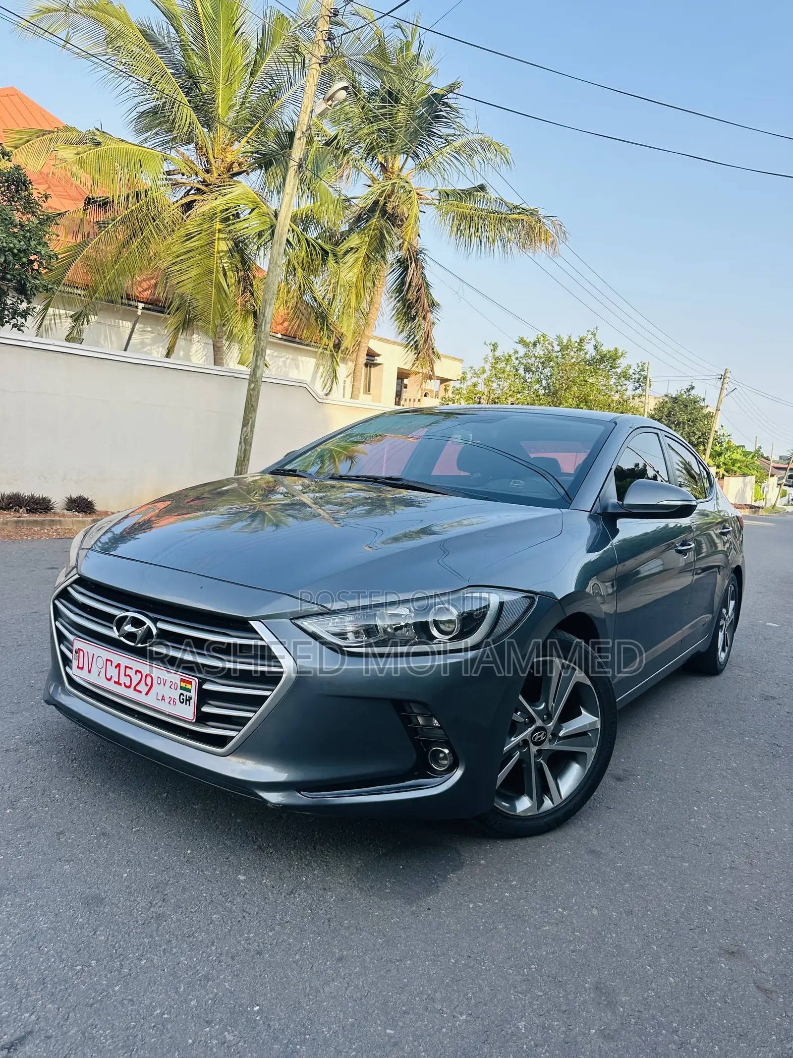 Hyundai Elantra Limited Sedan FWD (2.0L 4cyl 6A) 2017 Gray