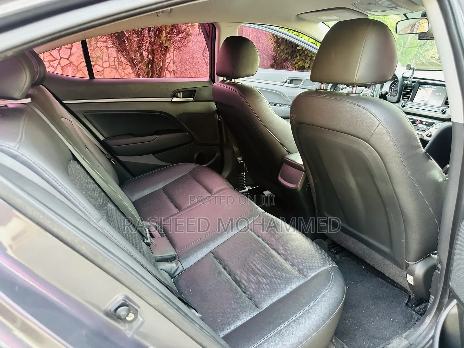 Hyundai Elantra Limited Sedan FWD (2.0L 4cyl 6A) 2017 Gray