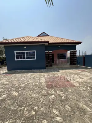 3bdrm Apartment in Mr Justice Estate, Bortiano for rent