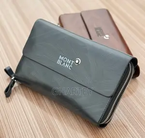 Montblanc Luxury Zip Pouch – Sleek Style, Premium Craftsmanship