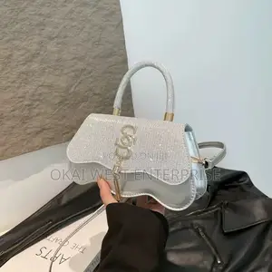 Timeless Elegance: The 2025 Summer Luxe Shoulder Bag