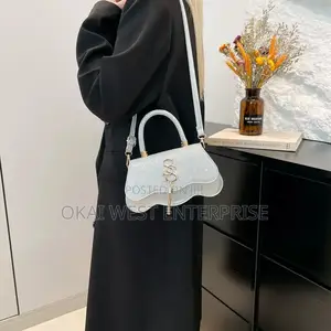 Timeless Elegance: The 2025 Summer Luxe Shoulder Bag