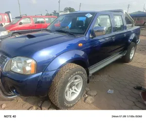 Nissan Hardbody 2010 Blue