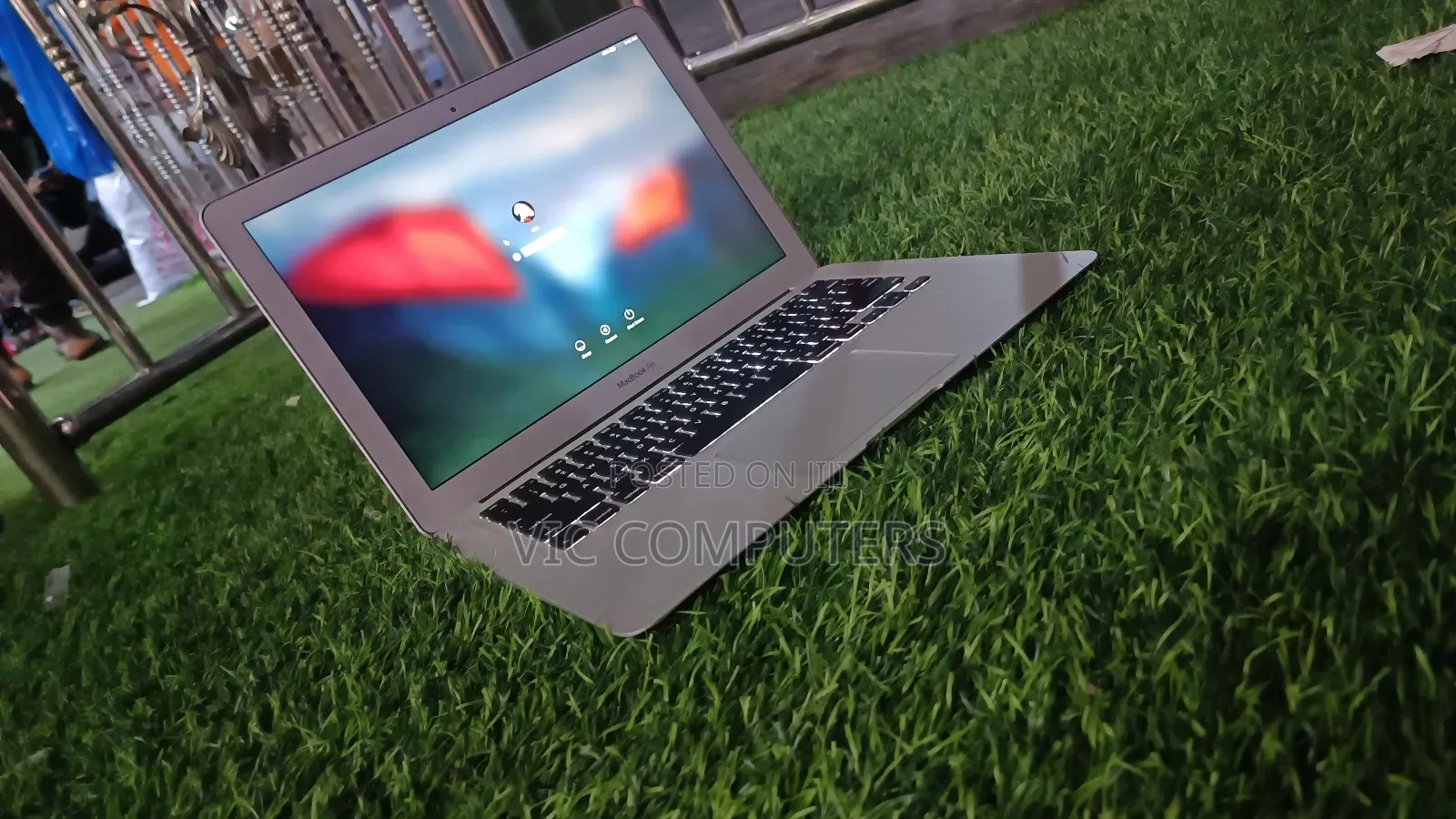 Laptop Apple MacBook Air 4GB Intel Core i5 SSD 128GB