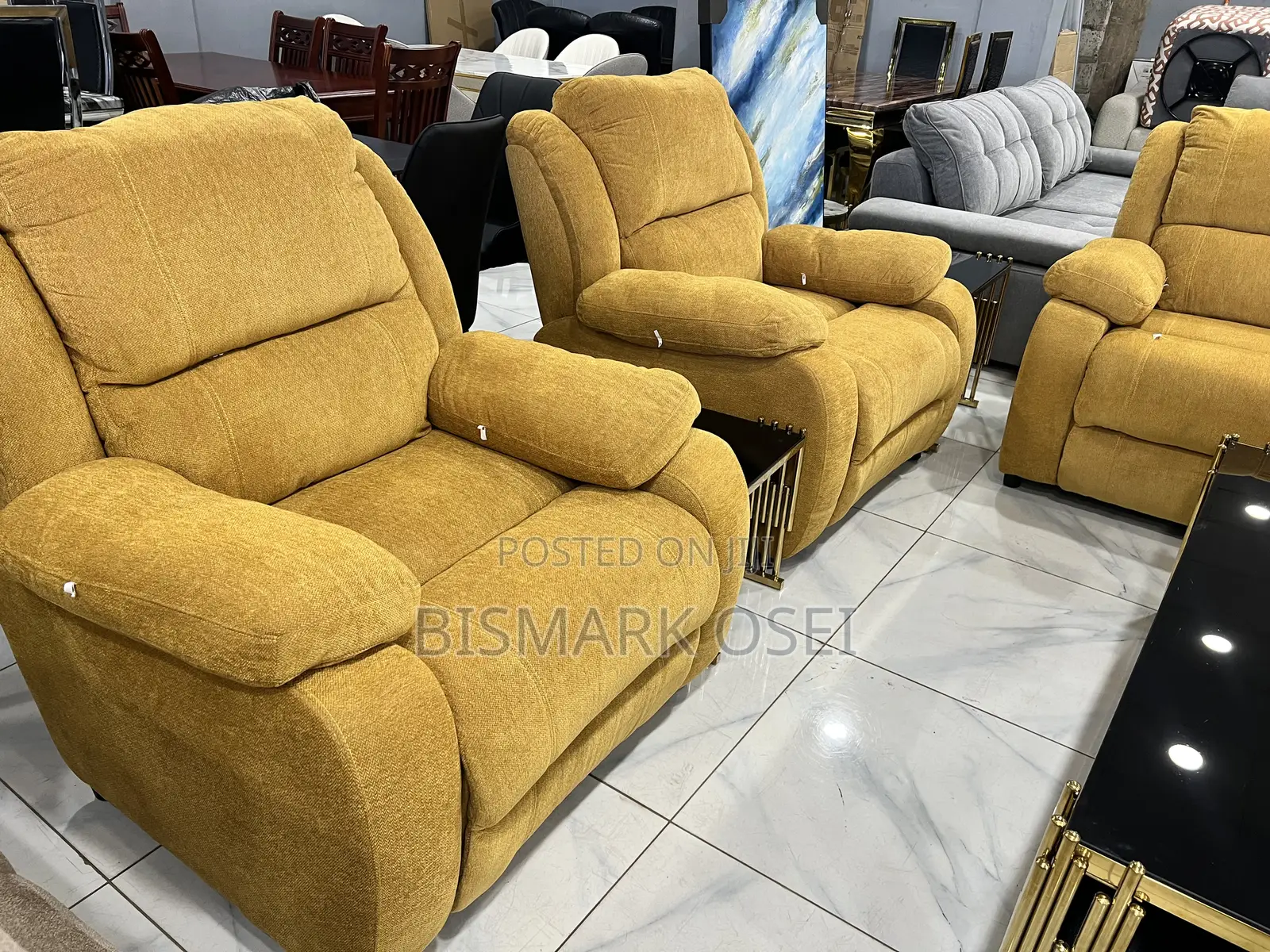 Beautiful Royal Comfortable Sofa Set