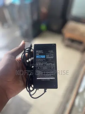 12 Volts Adapter 5 Amps