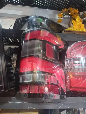 Taillight Nissan Frontier 2022-2024
