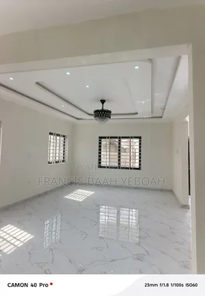 3bdrm House in Shining Star Real, Awutu Senya West for sale