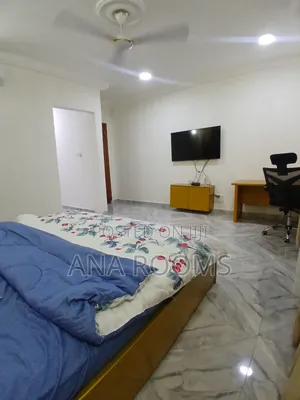 3 Bedroom Shortlet in Community 22 Estate Tema