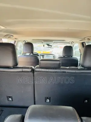 Toyota Highlander LE 4x2 V6 (3.5L 6cyl 8A) 2018 Gray