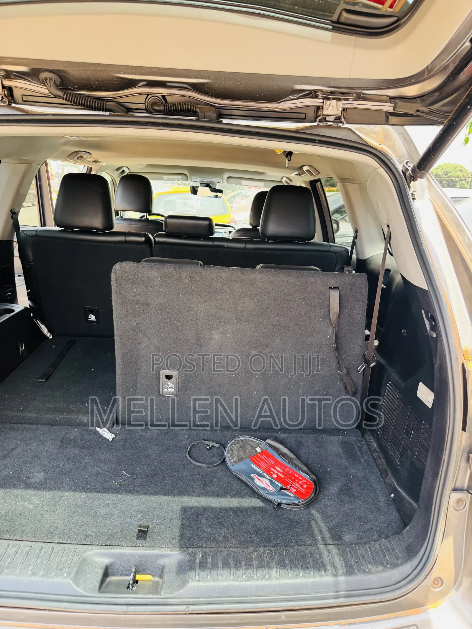 Toyota Highlander LE 4x2 V6 (3.5L 6cyl 8A) 2018 Gray