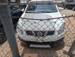 Nissan Dualis 2010 White