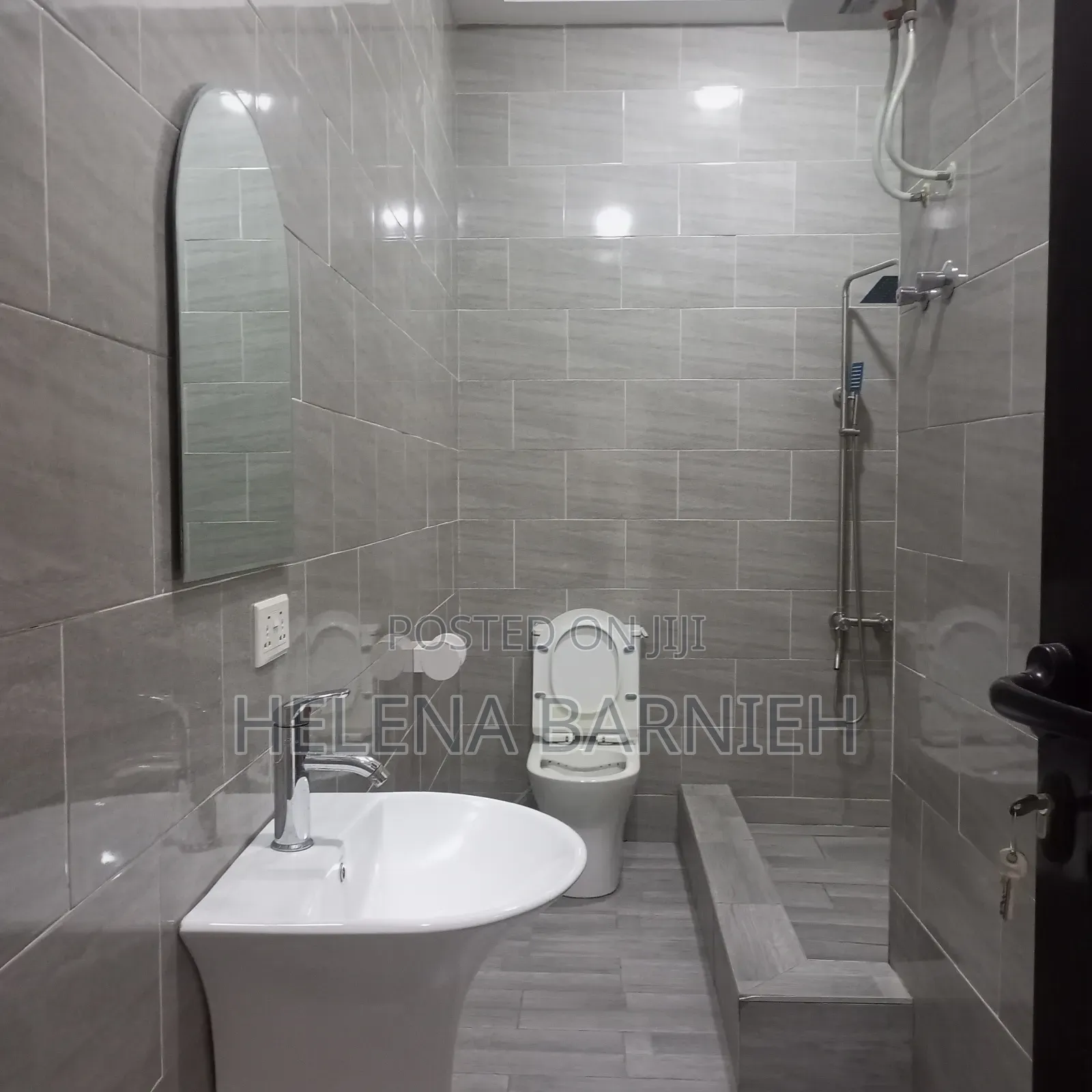 2bdrm Apartment in Helena Estate Agency, Ga East Municipal for rent