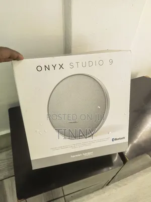 Onyx Studio 9
