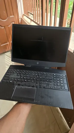 Laptop HP Omen 15-dh002nr 16GB Intel Core i7 HDD+SSD 1.5T