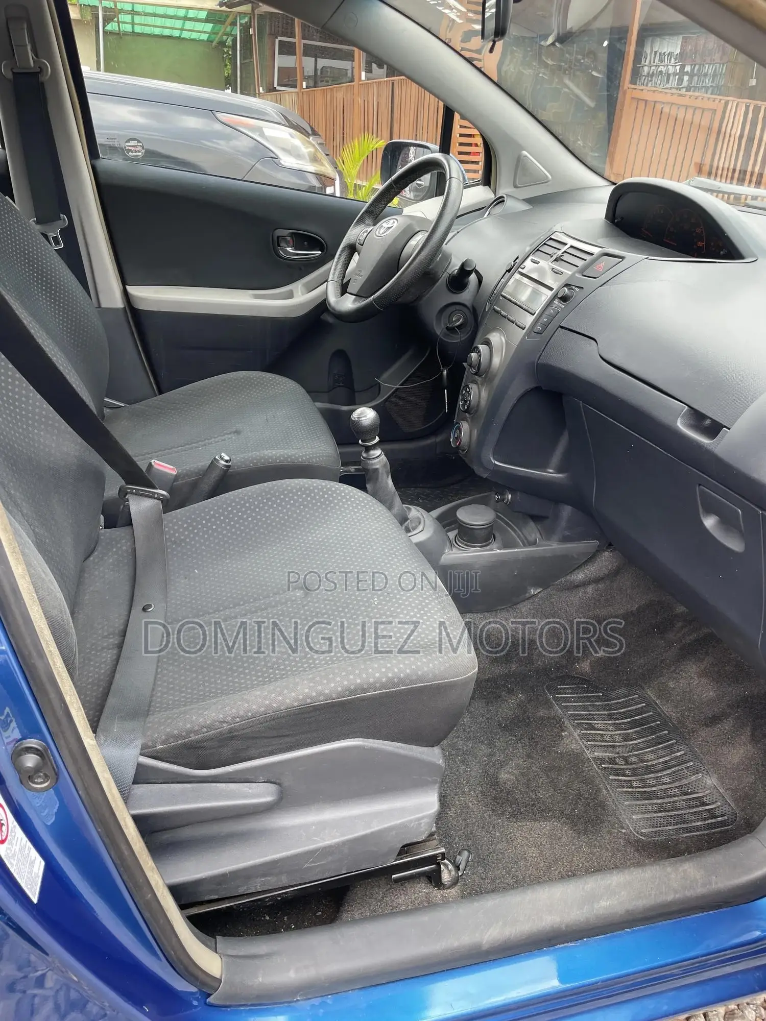 Toyota Yaris 2010 Blue