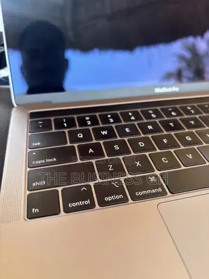 Laptop Apple MacBook Pro 2019 16GB Intel Core i5 SSD 256GB