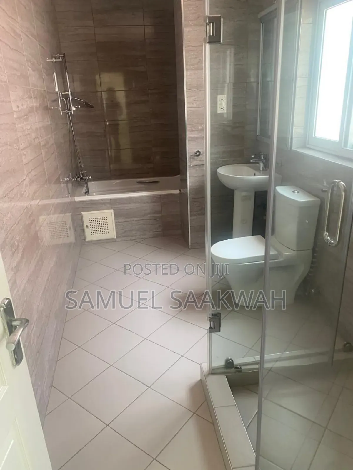 4bdrm House in Cantoment, Cantonments for rent