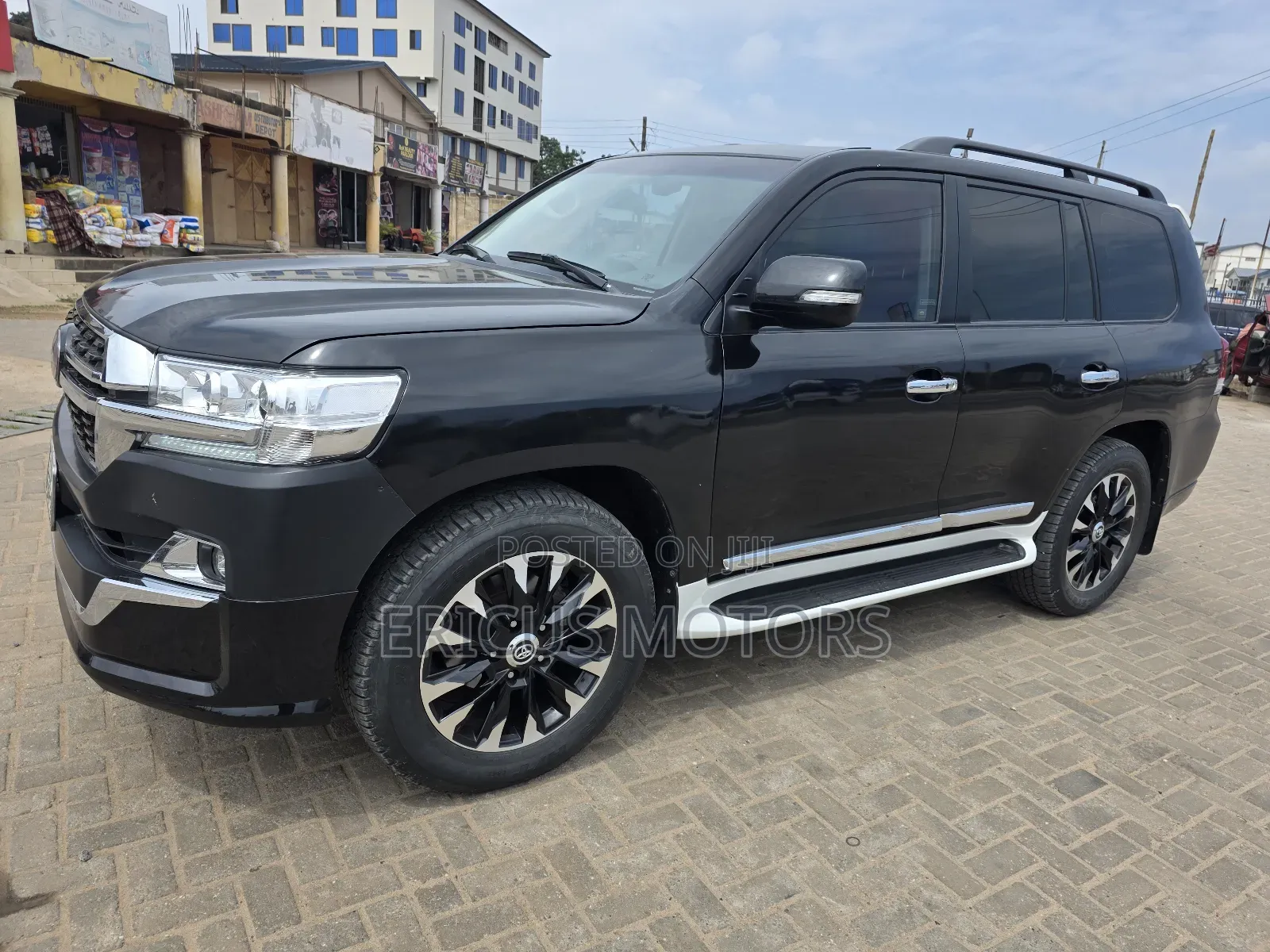 Toyota Land Cruiser 4.0 V6 GX-R 2012 Black