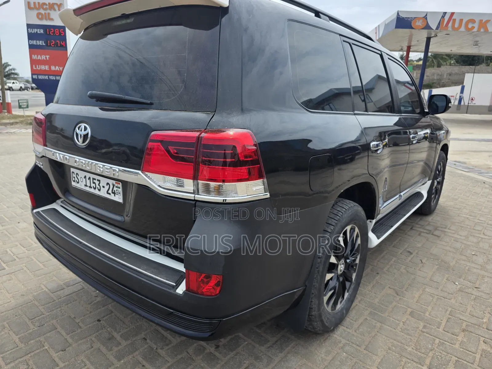 Toyota Land Cruiser 4.0 V6 GX-R 2012 Black