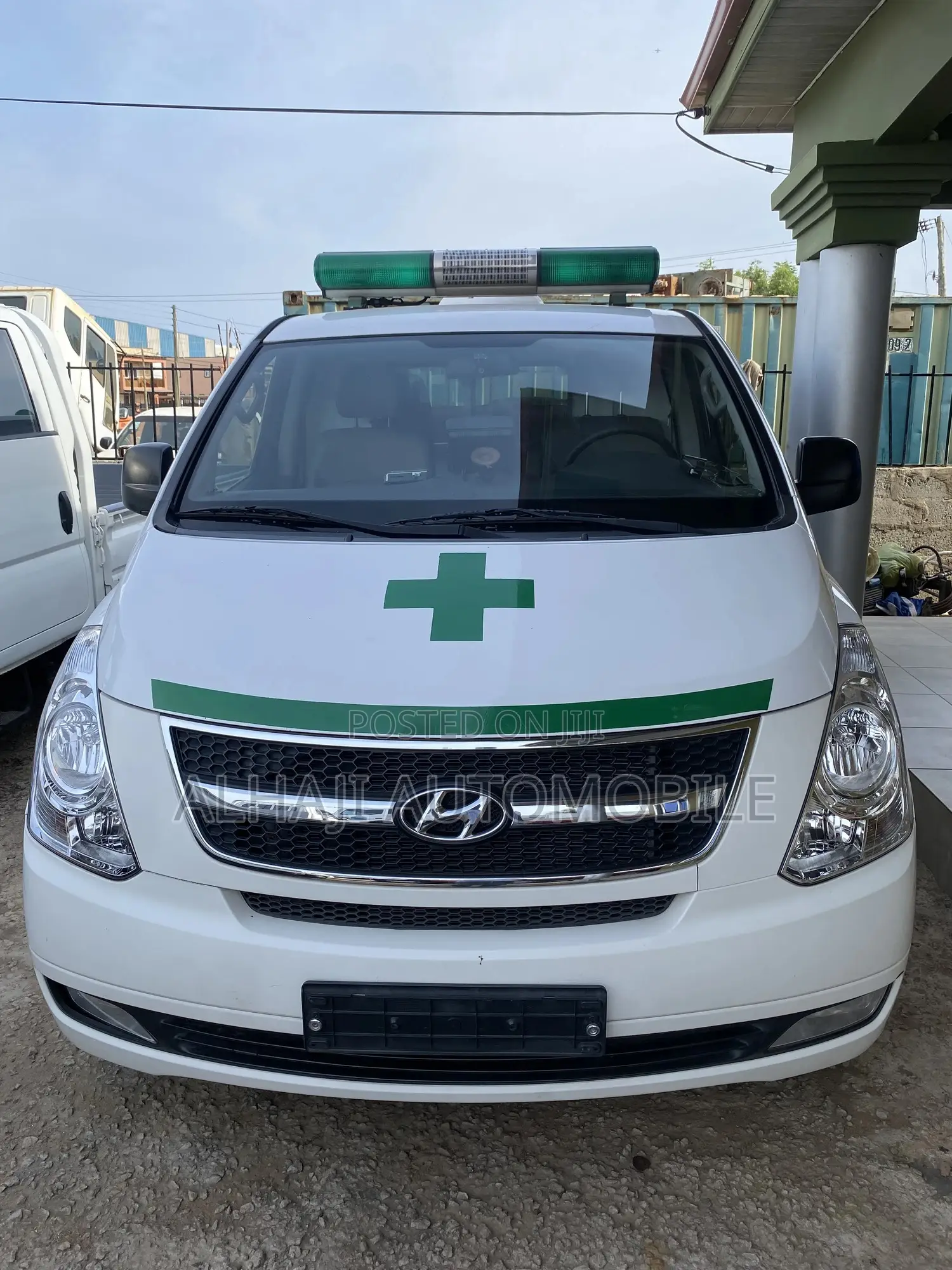 Hyundai Starex 2015 White