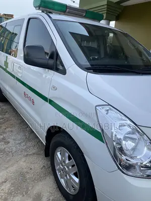 Hyundai Starex 2015 White